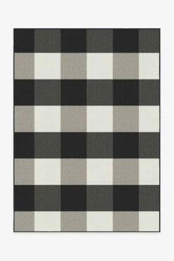 Hot Sale โ๏ธ Ruggable Outdoor Gingham Plaid Black & White Rug ๐งจ